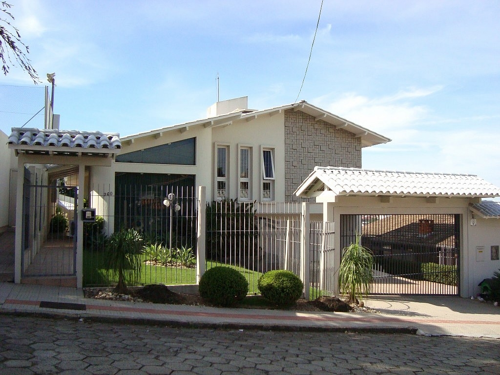 Casa Próx. Bairro Pio Corrêa Totalmente Mobiliada